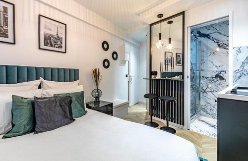 L'Europe Apartment | Le Studio Du Parc Monceau
