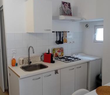 Cavaillon Apartment | Le studio