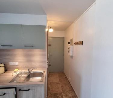 Narbonne-Plage Apartment | Le Sunrise - Appartement à deux pas de la plage