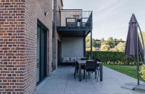 Bassenge House | Le Surdan