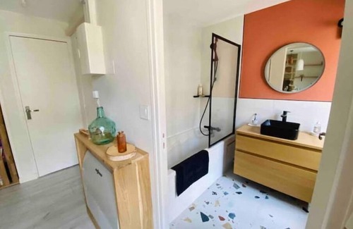 Brive-la-Gaillarde Apartment | Le Terracotta : Appartement Idéal Centre Brive