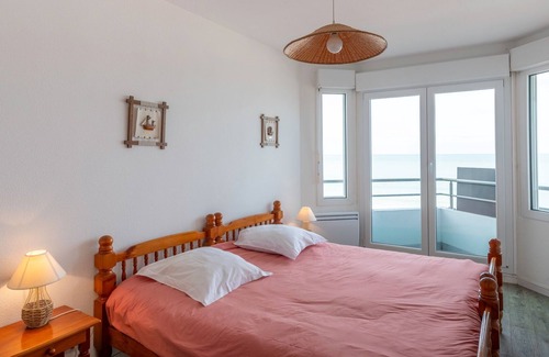 Mers-les-Bains Apartment | Le Trimaran 40 - One Bedroom Apartment, Sleeps 3