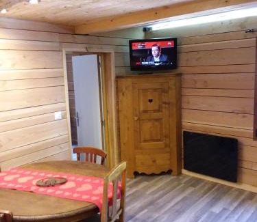 Saint-Etienne-de-Tinee Apartment | le Woody