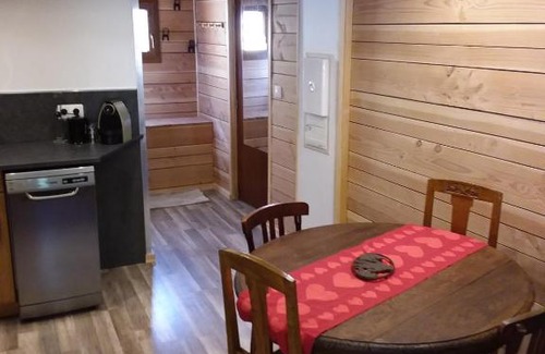 Saint-Etienne-de-Tinee Apartment | le Woody