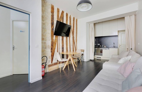 Quartier du Mail Apartment | Le Zebbrre