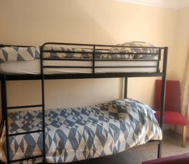 Bournemouth Bed & Breakfast | Lea Hurst B & B