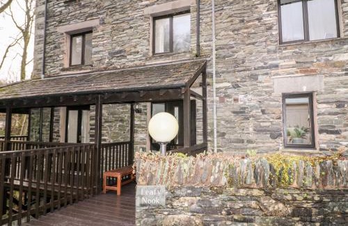 Ambleside House | Leafy Nook