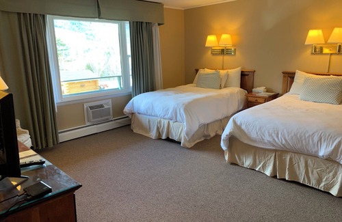 Wilmington Hotel | Ledgerock at Whiteface - Cloudspin Room