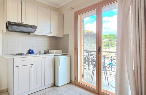 Gaios Apartment | Lefkas Apt in Gaios with 1 bedrooms and 1 bathrooms
