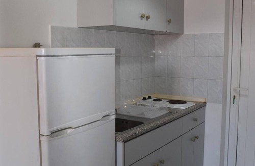 Ialyssos House | Lefteris Insta-worthy Studio with Garden View