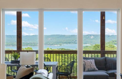 Kimberling City House | Legacy Lakeside Retreat