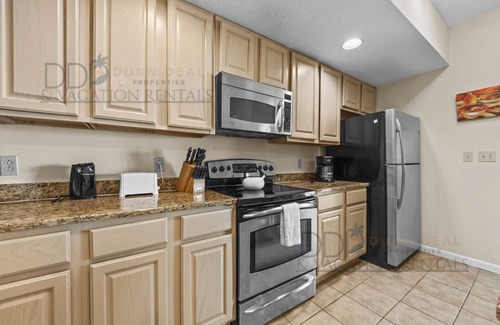 Gulfport Condo | Legacy Tower 2 #1106 Overlooks the beautiful Gulf of Mexico!