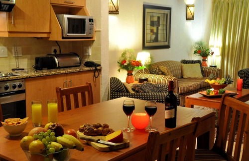 Hazyview Cabin | Legend Safaris 257A - in Kruger Park Lodge
