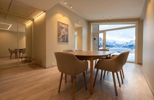 Stryn Apartment | Leilighet med utsikt i Loen