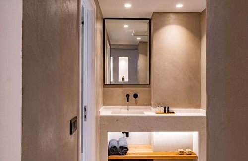 Fira House | Lemon Suites Santorini