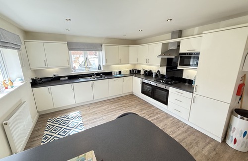 Filey Cottage | Len's Lookout - a cottage that sleeps 8 guests in 4 bedrooms