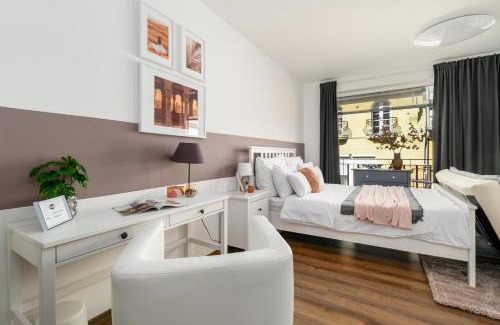 Corvin negyed Apartment | Leonardo50 Apartment