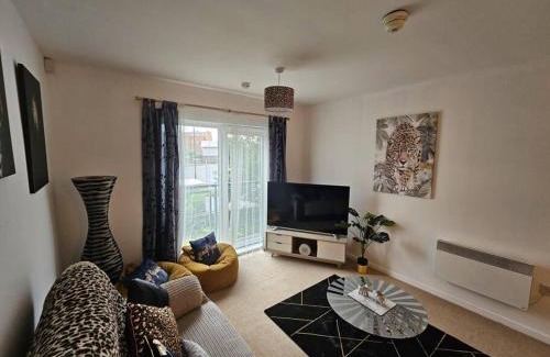 Warrington Apartment | Leopard in Dutton Warrington
