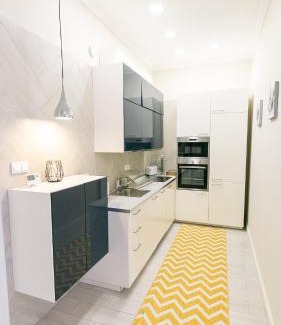 Orszagut Apartment | Lerissa Buda Residence