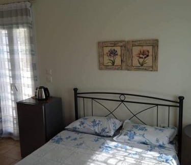 Leros House | Leros 'Sundown' Guest house