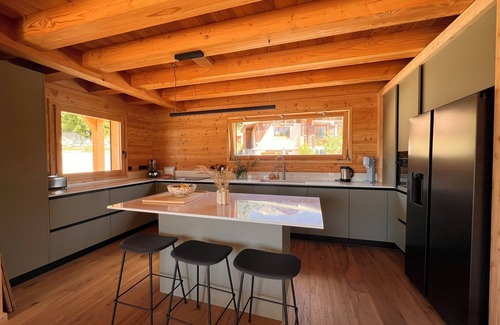 Montgenevre Ski Chalet | Les 3 montagnards - luxury chalet - 200m from the slopes
