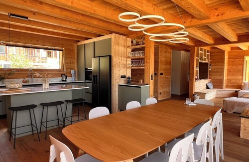 Montgenevre Ski Chalet | Les 3 montagnards - luxury chalet - 200m from the slopes