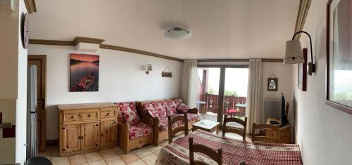 Prapoutel Apartment | les 7 laux immobilier chalet B