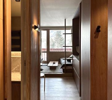 Val-d'Isere Apartment | Les Barmettes Appart rénové avec vue, parking et skis aux pieds