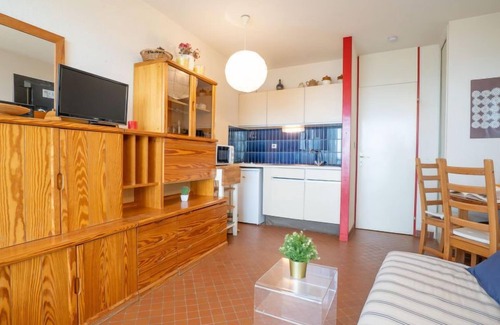 Le Couchant Apartment | Les Belles Plages by Interhome