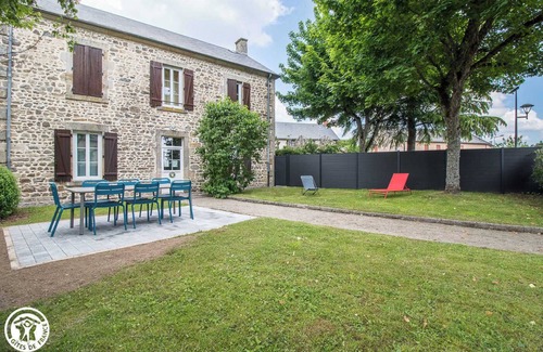 Saint-Julien-la-Geneste House | Les Buis - Saint-julien-la-geneste