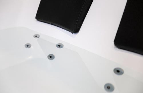 Villette Gare Apartment | LES BULLES DE MONA - Chic - Spa - Clim