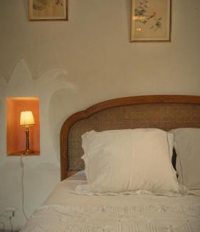 Collias Bed & Breakfast | Les chambres d'Elise