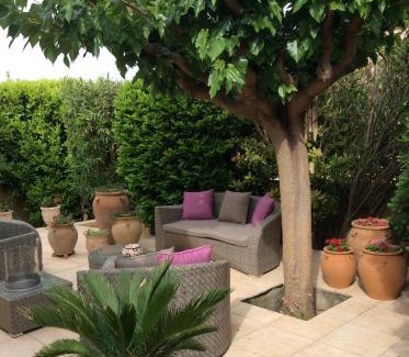 Meze House | Les chambres d'hôte de la Maison de France