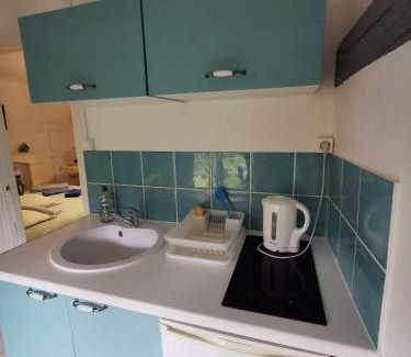 Old Town Apartment | Les Cieux de la Cathédrale - Calme - Jardin - Wifi