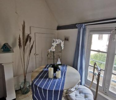 Old Town Apartment | Les Cieux de la Cathédrale - Calme - Jardin - Wifi