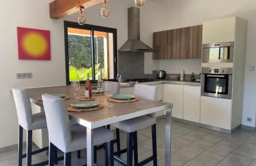 Bollene House | "Les cigales" aux portes de la Provence