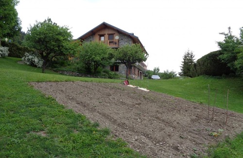 Les Allues House | LES COCOIRS - MERIBEL LES ALLUES