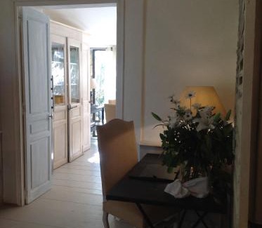 Lagnes House | Les Colombes