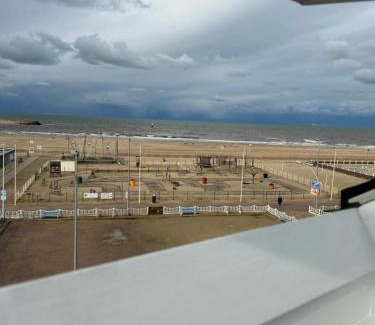 Trouville-sur-Mer Hotel | Les Embruns
