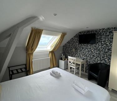 Trouville-sur-Mer Hotel | Les Embruns