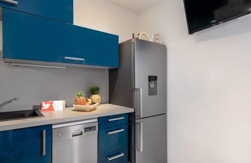 Le Couchant Apartment | Les Flamants Roses by Interhome