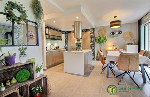 Bono House | Les Flots du Bono - LE Bono