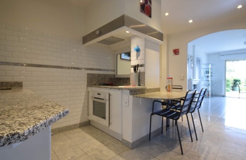 Grasse Apartment | LES GALAXIES Apartment for 4 By Sunset