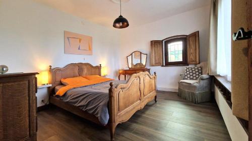 Bievre Bed & Breakfast | Les HerbesFolles de Oizy