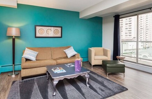Downtown London Apartment | LES Hotel & Suites