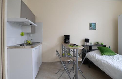 Jonzac Apartment | Les Jardins De La Seugne