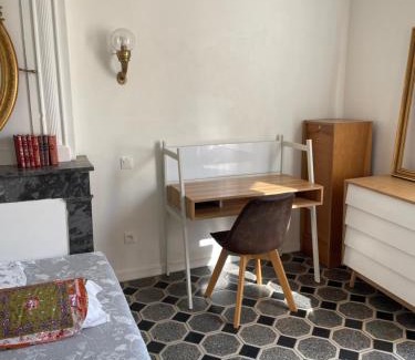 Meze Apartment | Les jardins de Veronique Marie