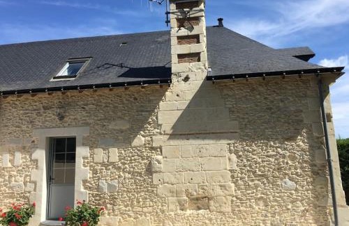 Maze-Milon House | Les LL du château - Vue Château