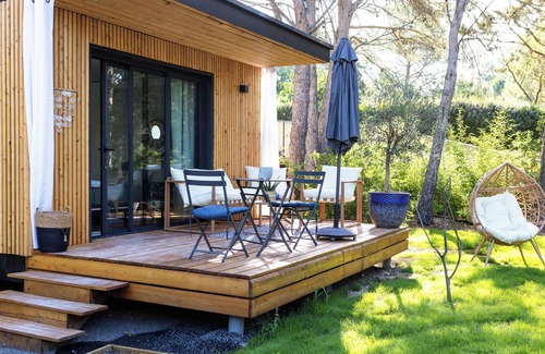 Saint-Cannat Cottage | LES Lodges Taizen & SPA , Sans Enfants, Votre Bulle de Reconnexion