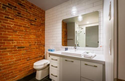 Old Quebec Apartment | Les Lofts du Trésor - Par Les Lofts Vieux-Québec